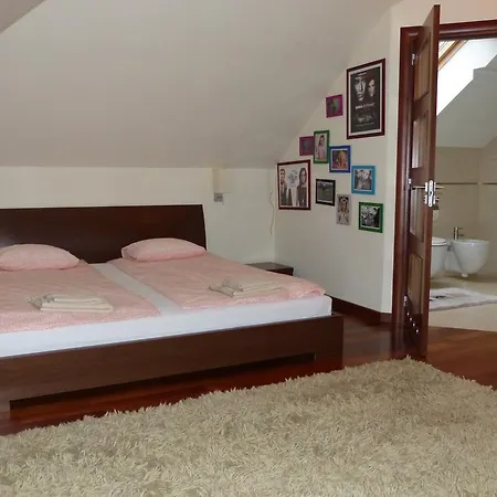 Casa vacanze Dom Z Ogrodem Ossowska *