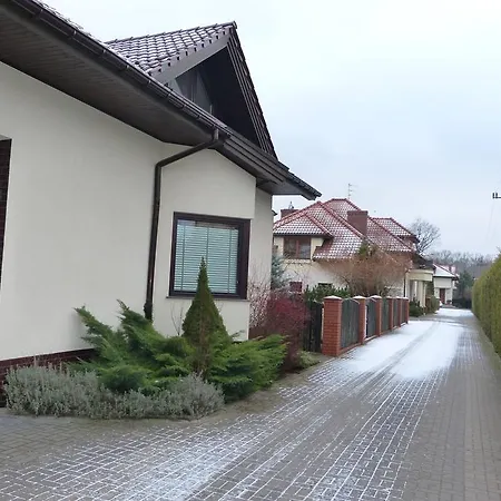 Dom Z Ogrodem Ossowska Casa vacanze *